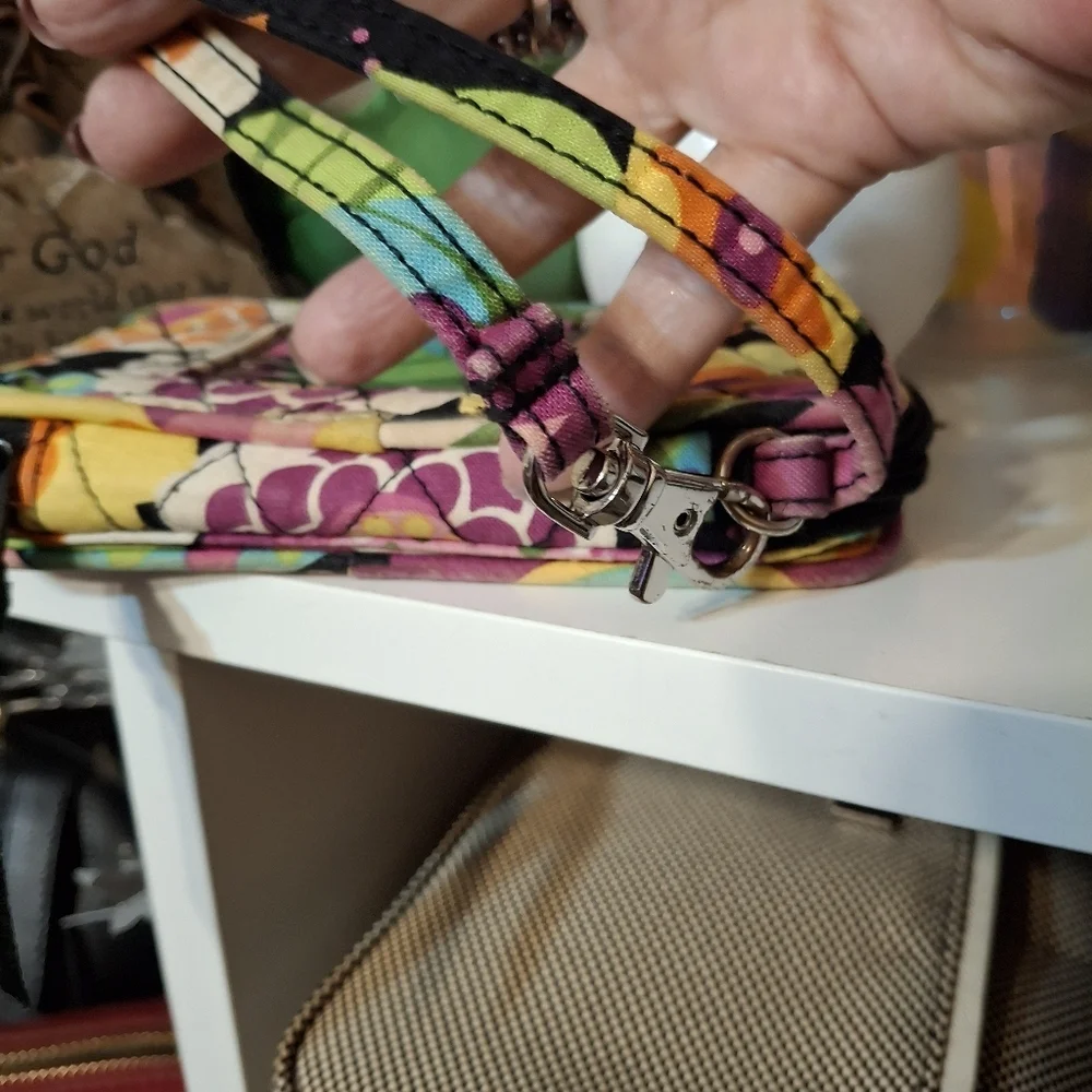 Vera Bradley floral colorful wallet wristlet - Picture 3 of 5
